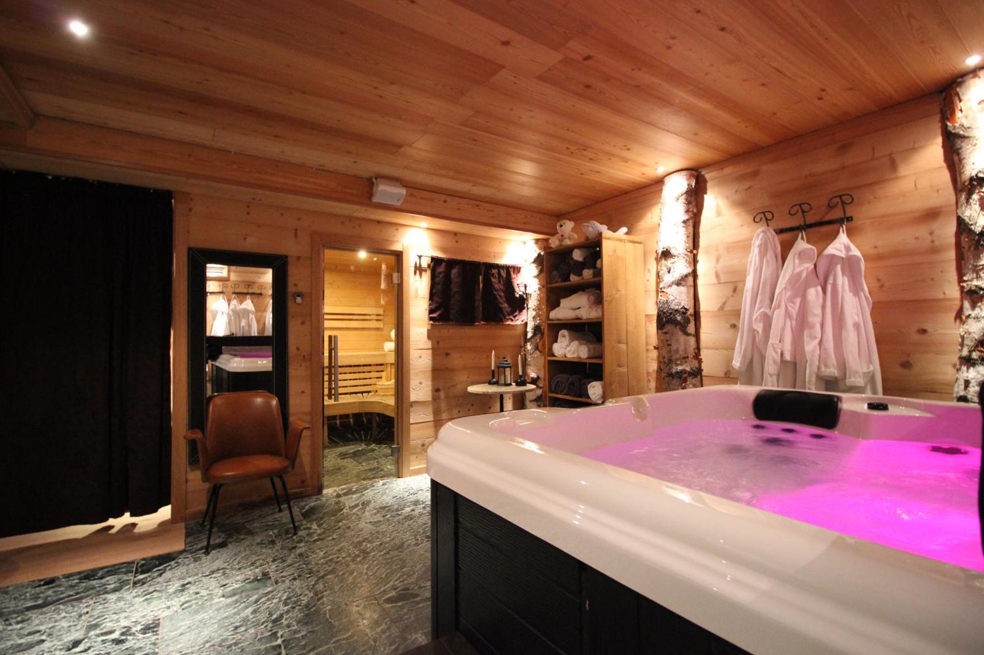 Hotell Millefiori- Alpine Event Lodge 瓦托内切 外观 照片