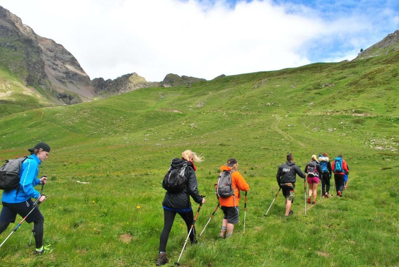 Hotell Millefiori- Alpine Event Lodge 瓦托内切 外观 照片